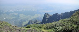 万年山