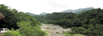 万年山