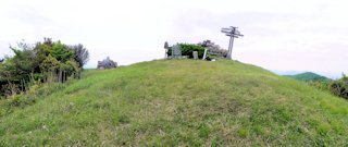 万年山