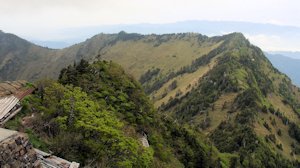 万年山