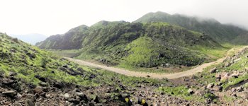 万年山