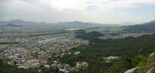 万年山