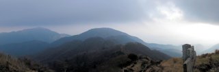 万年山