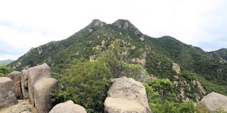 万年山