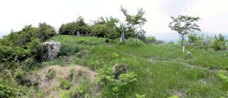 万年山