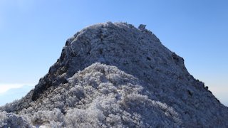 万年山