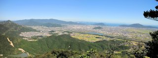 万年山